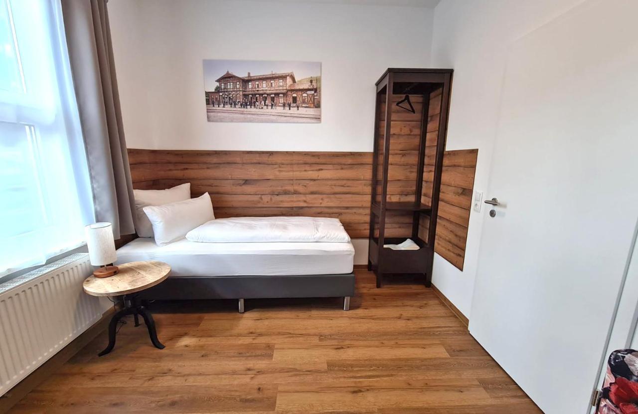 Hotel Gleis 3Viertel Ена Экстерьер фото