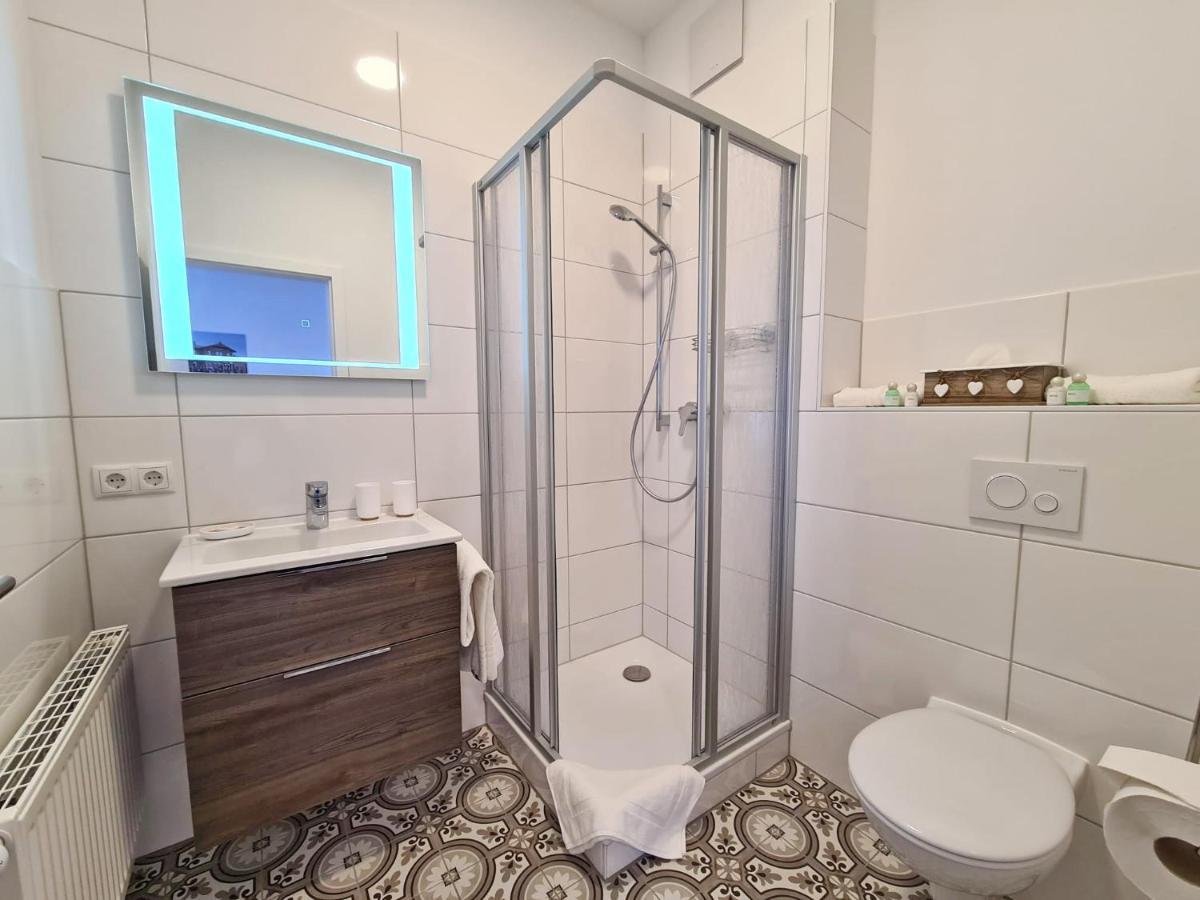 Hotel Gleis 3Viertel Ена Экстерьер фото