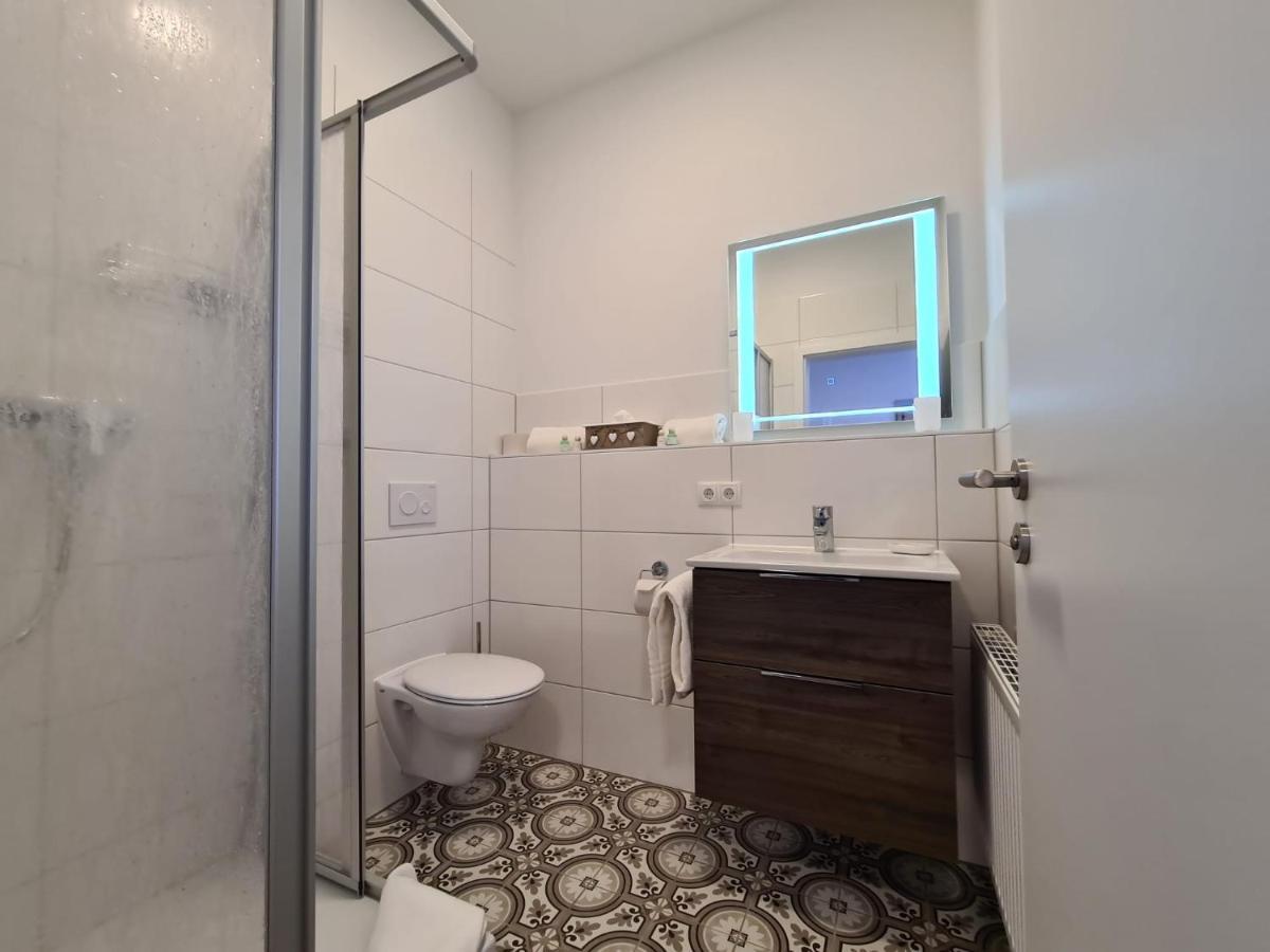 Hotel Gleis 3Viertel Ена Экстерьер фото