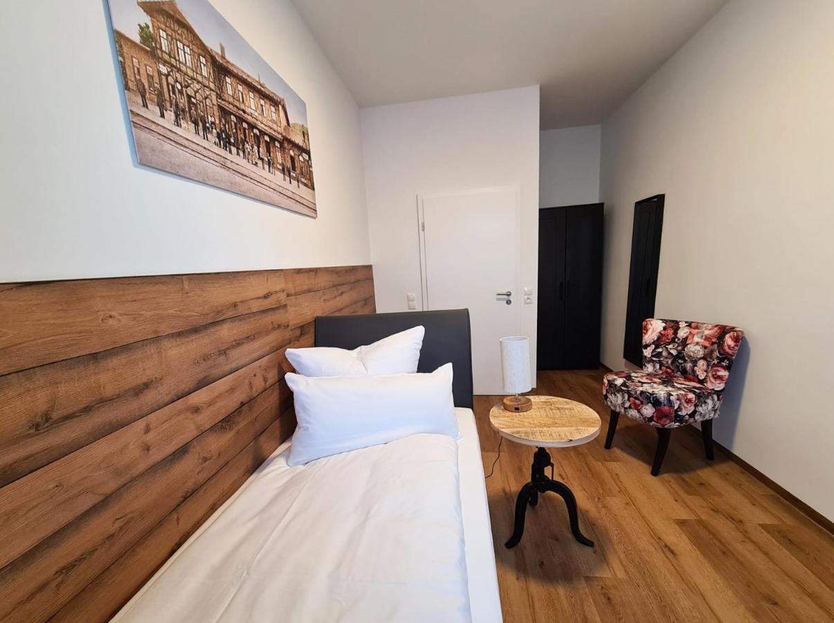 Hotel Gleis 3Viertel Ена Экстерьер фото