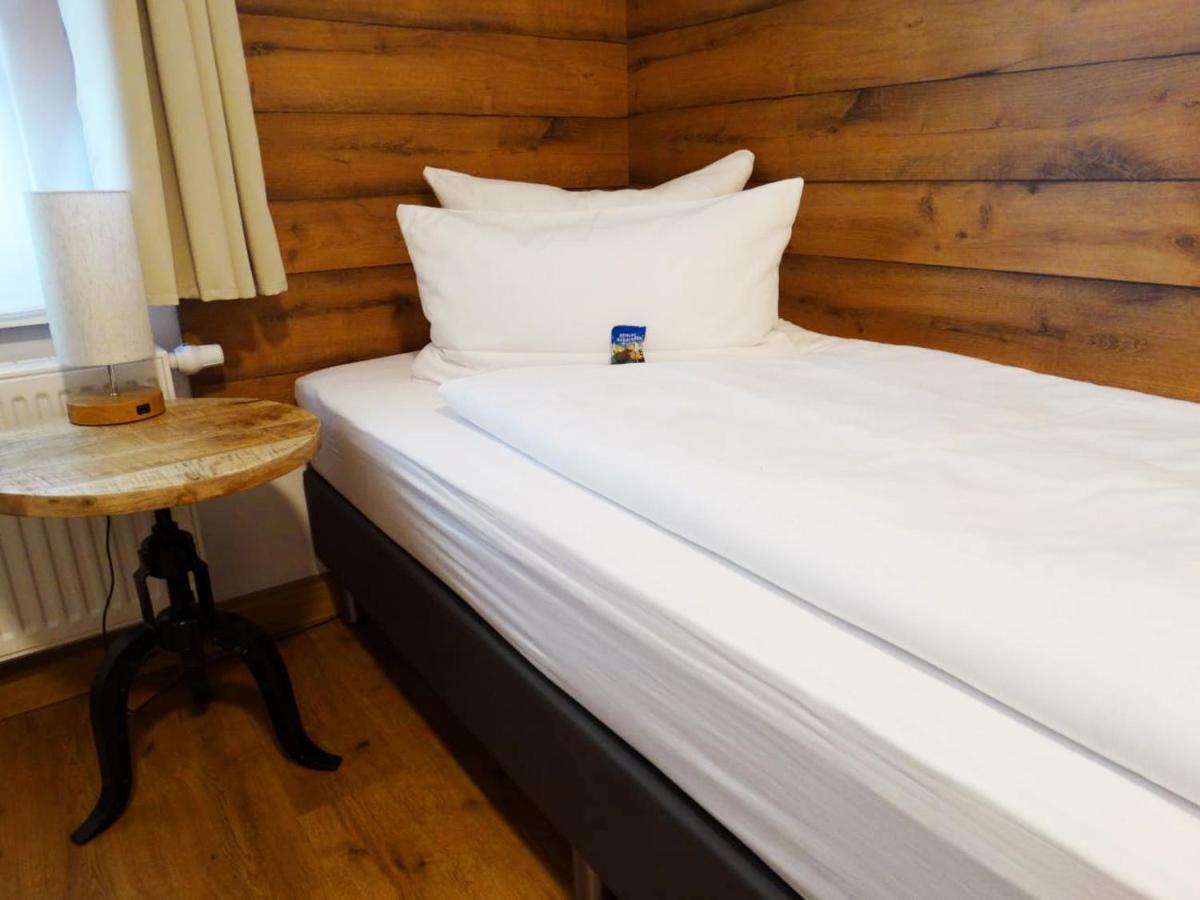 Hotel Gleis 3Viertel Ена Экстерьер фото